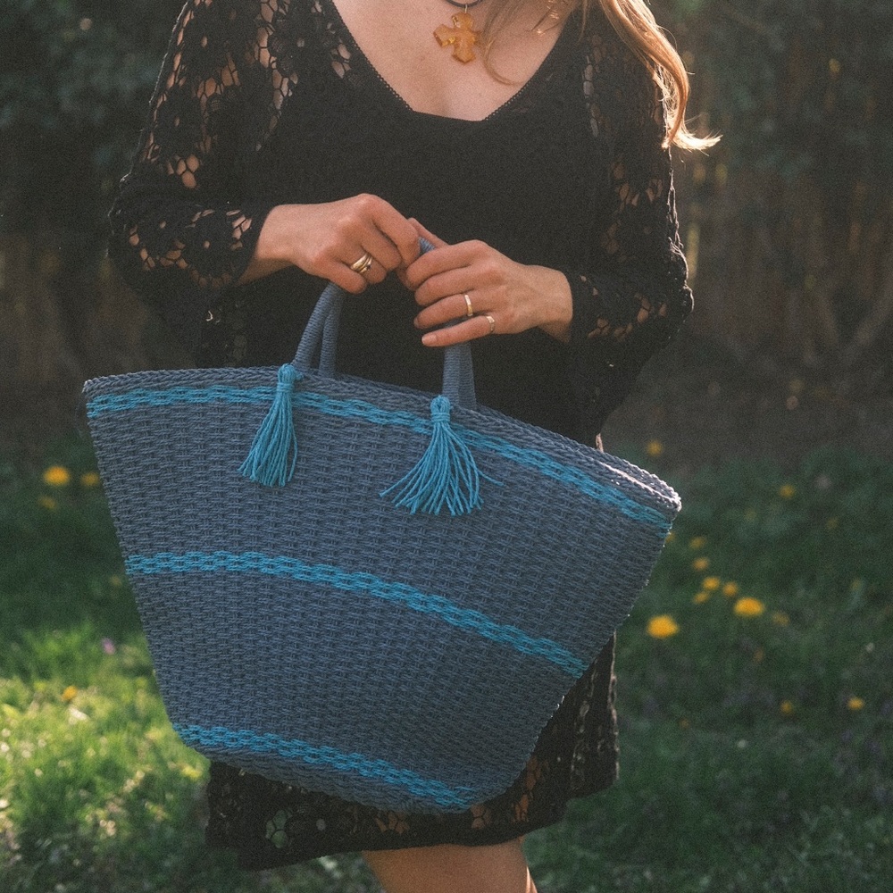 Bujibaja woven beach bag